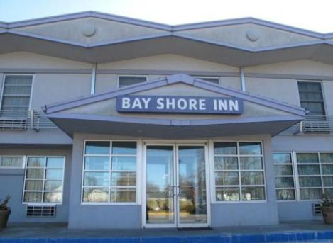 Hotels in Bay Shore NY