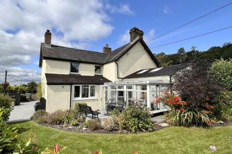 Houses for sale in Llandovery