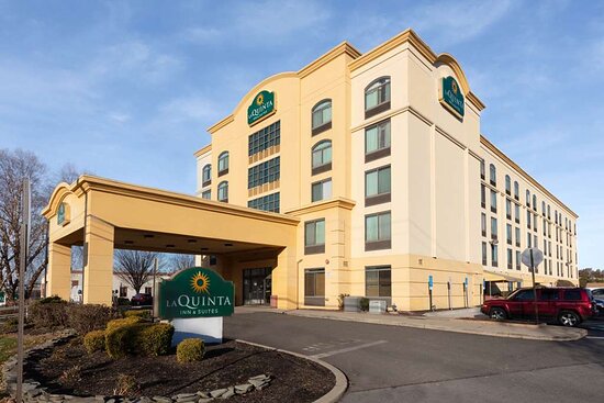 Hotels in Hempstead NY